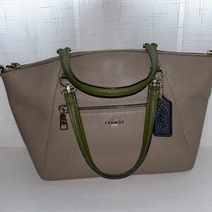 Coach handbag in perfect condition.